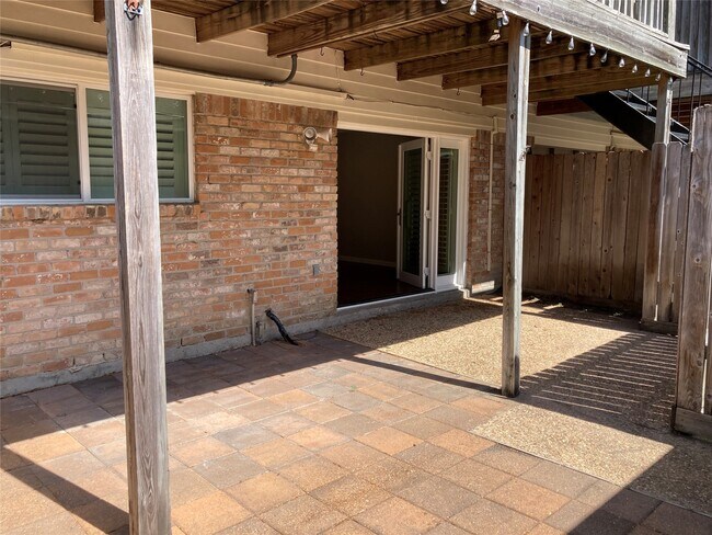 Foto del edificio - 881 Wax Myrtle Ln