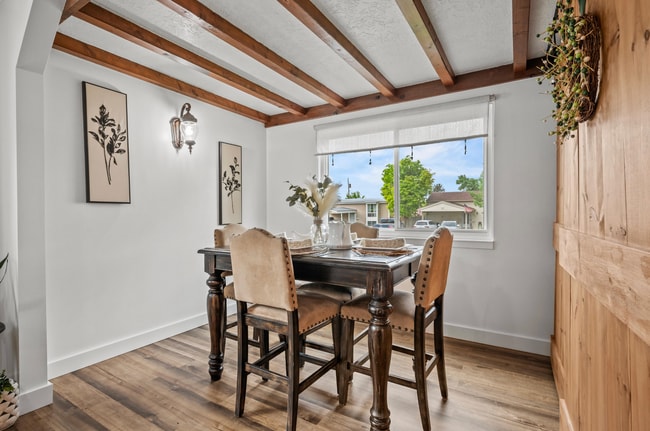 Foto del edificio - 430 W 550 N