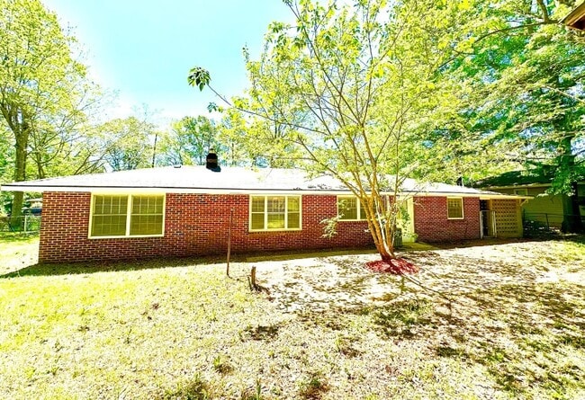 Foto del edificio - 508 Willow Dr