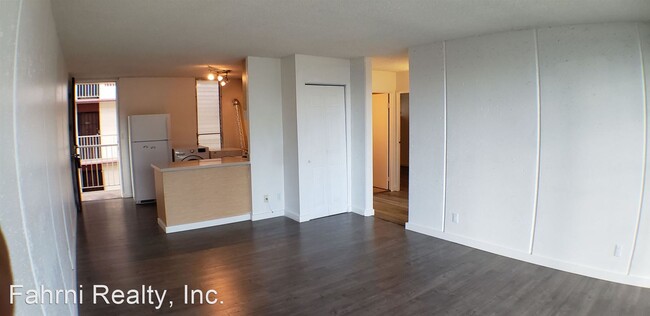 Building Photo - 2 br, 1 bath House - 95-020 Waihonu St # C...