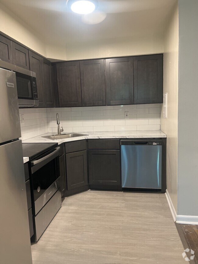 Apartments For Rent in Sharon Hill PA with Hardwood Floors 8 Rentals