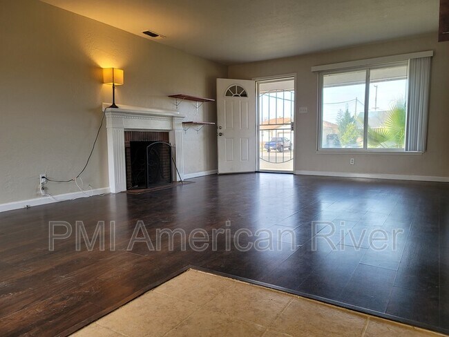 Foto del edificio - 2700 Northview Dr