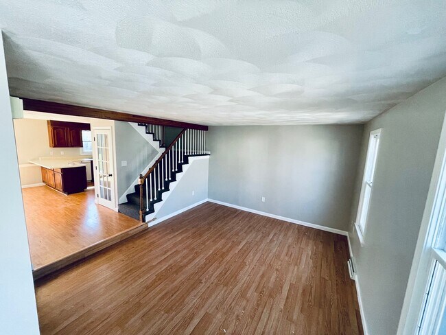 Building Photo - 173 Wellman Ave