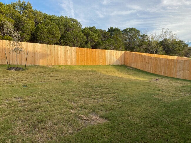 Foto del edificio - 10303 Criswell Rd