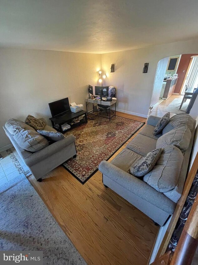 930 Fairfax Rd, Drexel Hill, PA 19026 Townhome Rentals in Drexel Hill