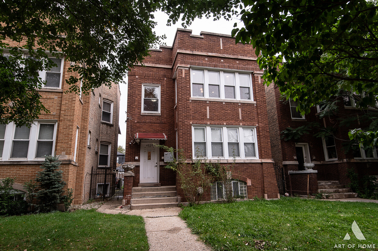 Primary Photo - 4820 W George St