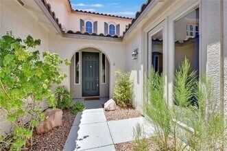 Building Photo - 1557 Sabatini Dr