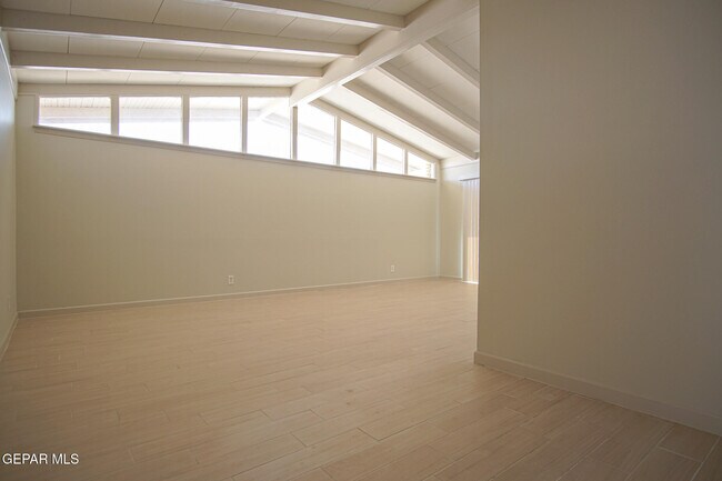 Building Photo - 3313 Cork Dr