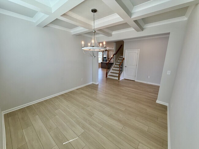 Building Photo - 540 Teversham Dr