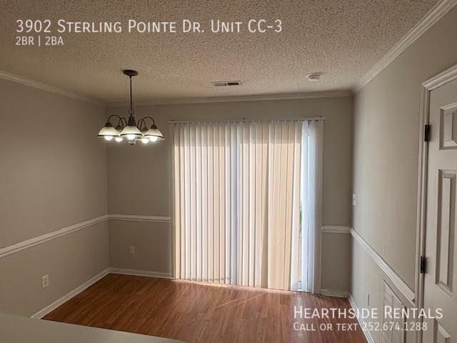 Foto del edificio - 3902 Sterling Pointe Dr
