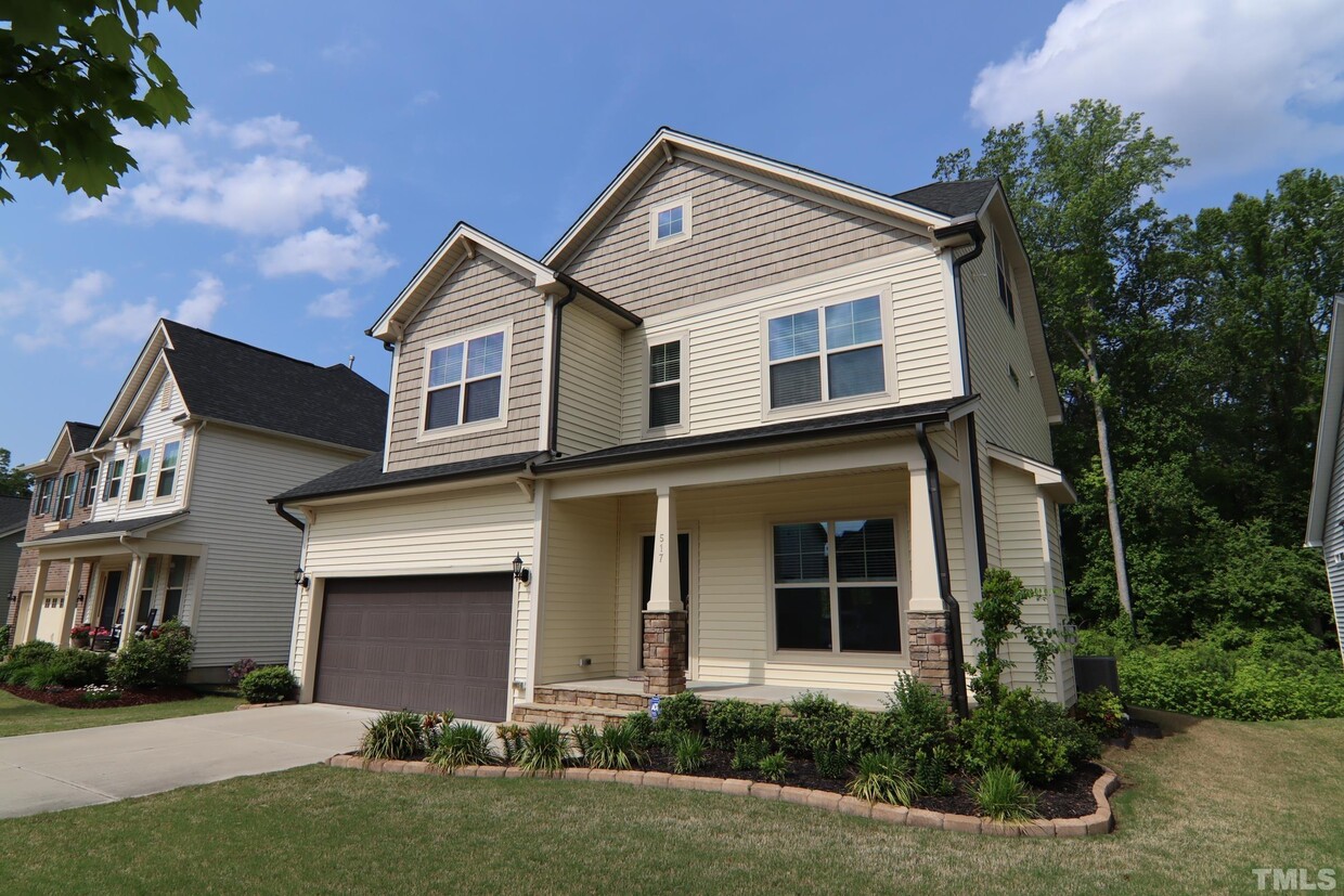 Primary Photo - 517 Minerva Dale Dr