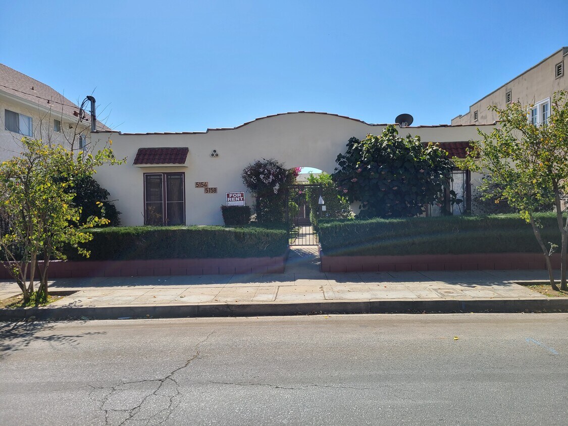 Foto principal - 5154 Fountain Ave