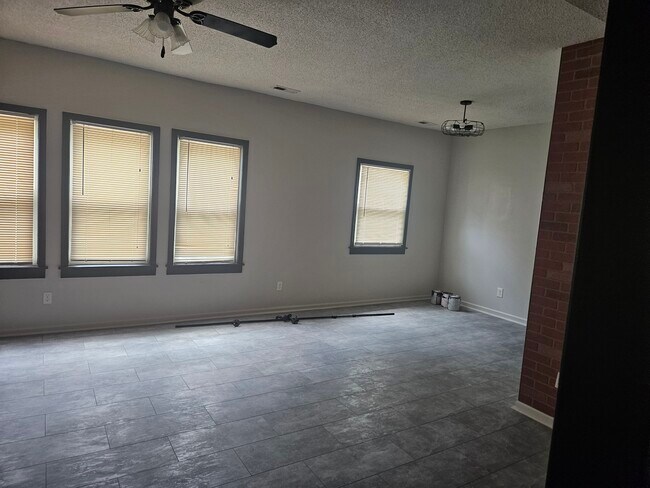 Living/dining - 3526 Locust St