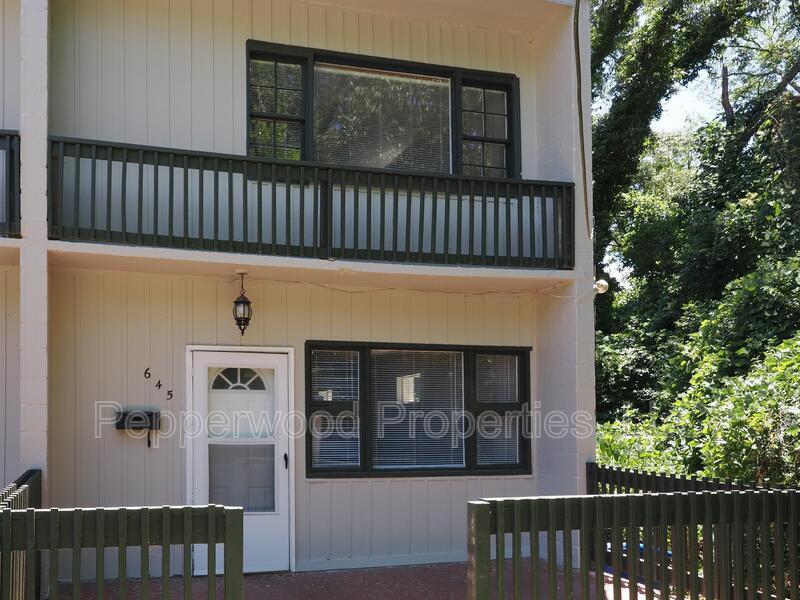 Foto principal - 645 South Irwin Avenue - 1