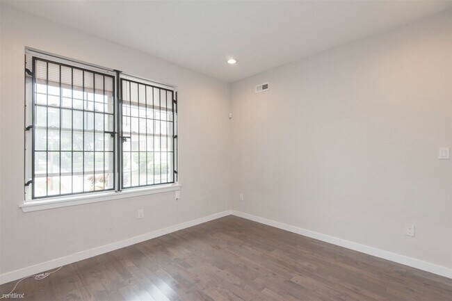Foto del edificio - 3 br, 3 bath Duplex - 1820 HARLAN ST Unit 1