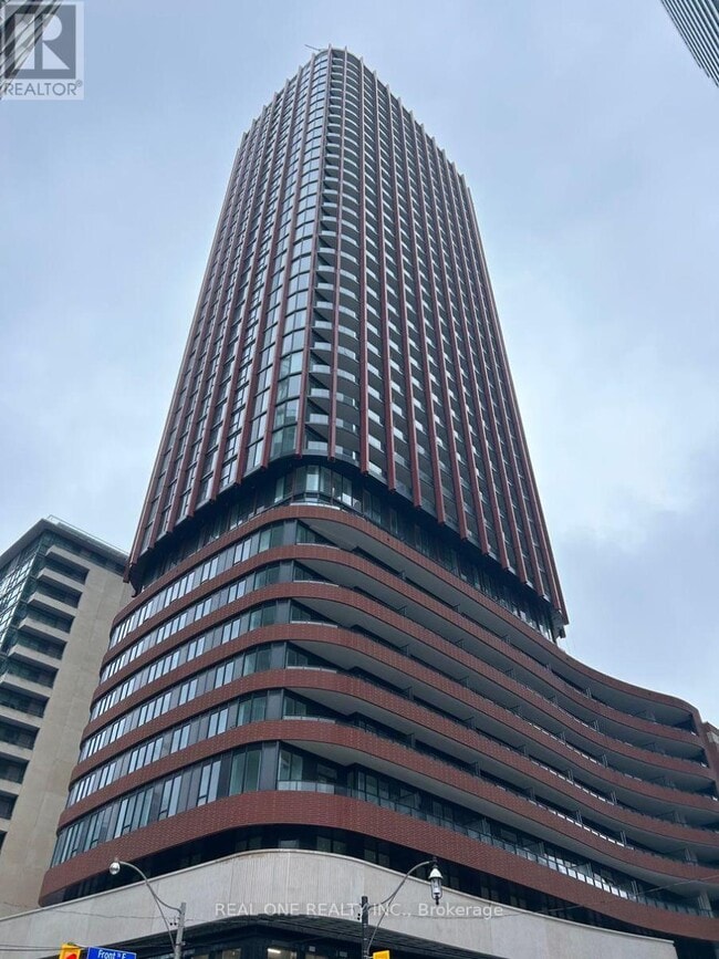 Building Photo - 180 Front St E