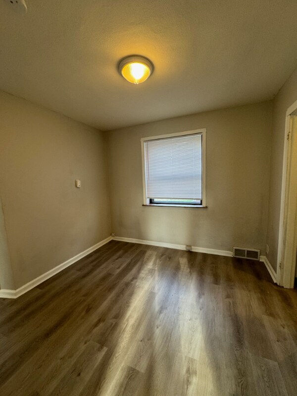 Foto del edificio - 6430 Hampton Ave