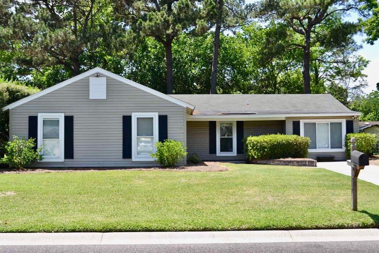 1617 Lauda Dr, Mount Pleasant, SC 29464 House Rental in Mount