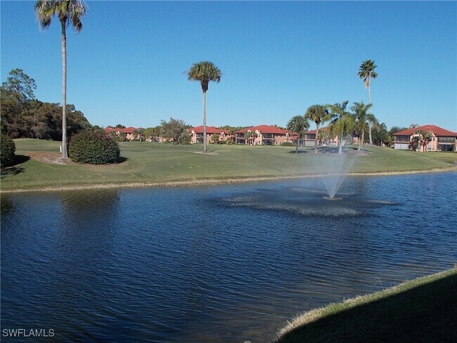 Foto del edificio - 5693 Heron Ln