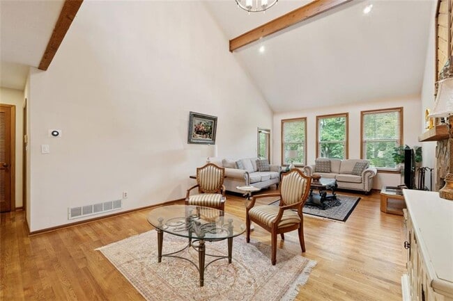 Foto del edificio - 3655 Winters Hill Dr