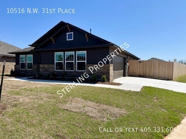 Building Photo - 10516 NW 31st Pl