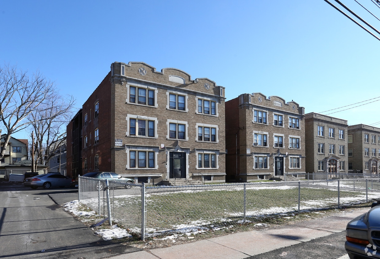 Foto del edificio - Vine Street Apartments