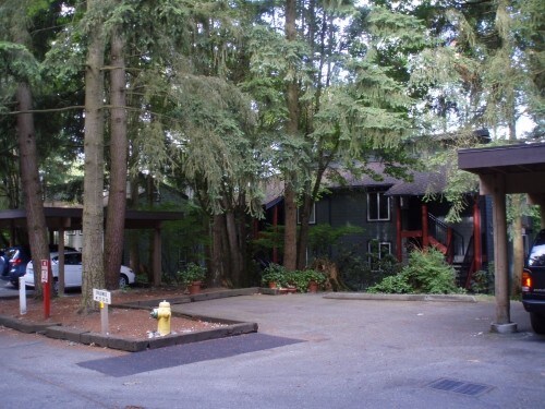 Building Photo - Eastbridge  - 2 bedrooms