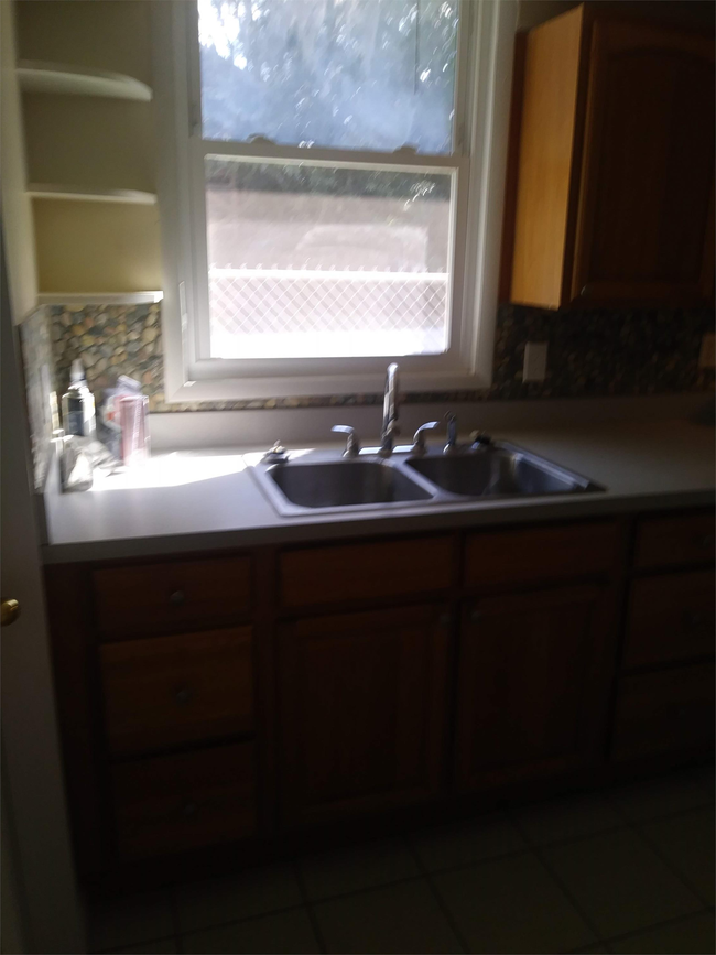 Foto del edificio - 6345 SE 110th St