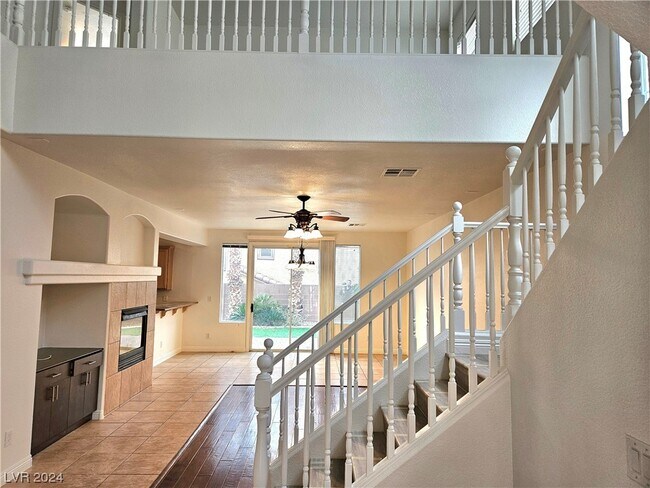 Building Photo - 9565 W Spring Blush Ave