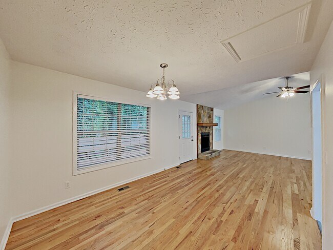 Building Photo - 1175 Kennesaw Springs Drive