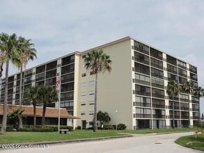 Building Photo - 500 Palm Springs Blvd