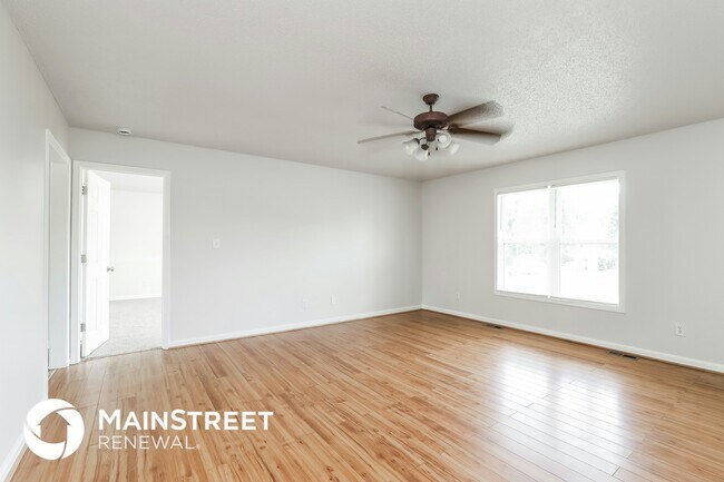 Foto del edificio - 5 Buck Forest Ln