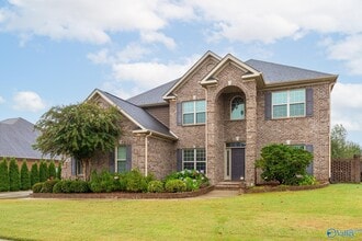 Building Photo - 126 Autumn Wind Dr