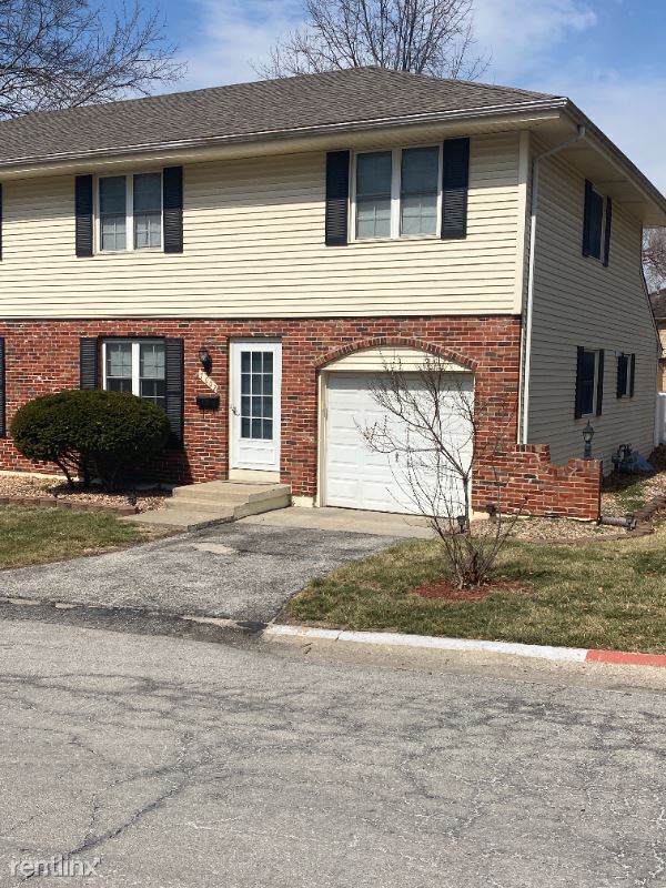 3 br, 1 bath Townhome 7002 NW Chapel Woo... Townhome Rentals in