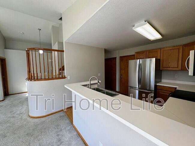 Building Photo - 15921 Bluebonnet Dr