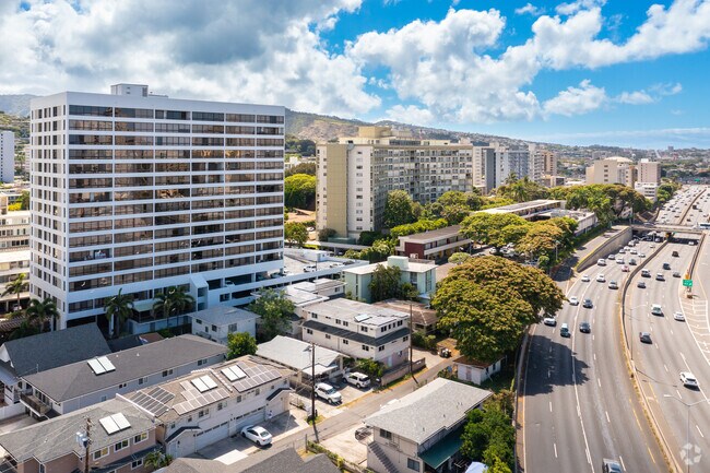 Aerial Photo - 1520-1522 Enos Ln