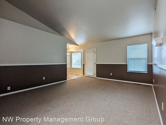 Building Photo - 3 br, 2 bath House - 1502 90th Dr NE
