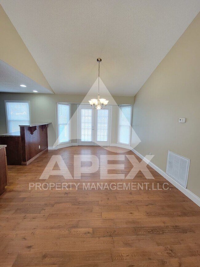 Foto del edificio - Beautiful 3Bd – 2Ba Single Family home on culdesac w/2 Car Garage in Powell off Emory Road!