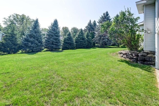 Building Photo - Incredible furnished house on Madison's West Side