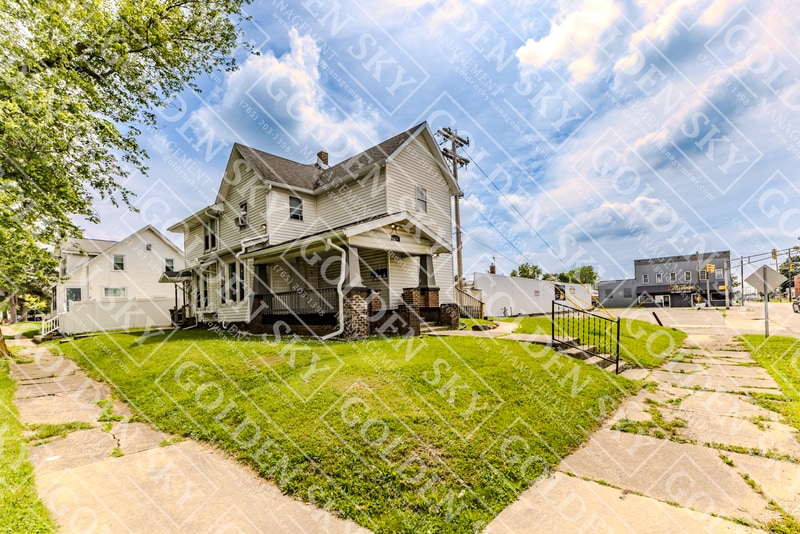 Foto principal - 115 E Willard St