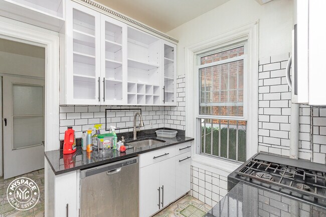 Foto del edificio - 1021 Union St