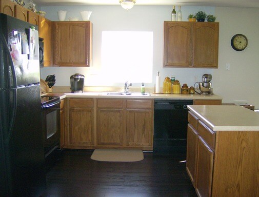 Building Photo - 208 River Laurel Dr