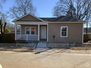 Building Photo - 108 9th St
