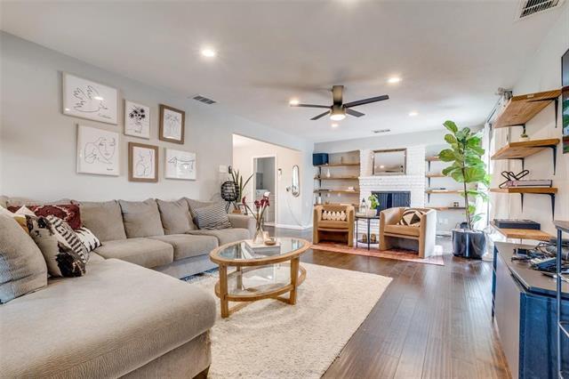 Building Photo - 8044 Woodhue Cir