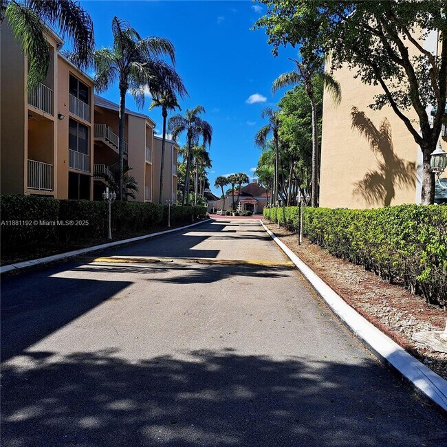 Building Photo - 15300 SW 106th Terrace