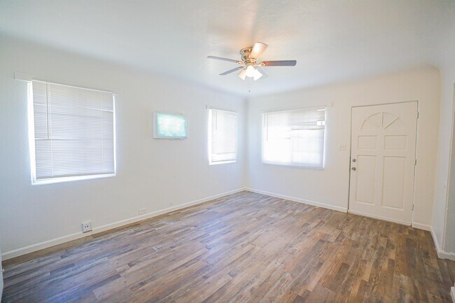 Foto del edificio - 517 Sycamore Ave