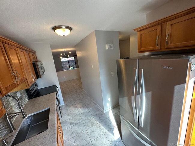 Building Photo - 56 Webster Ct