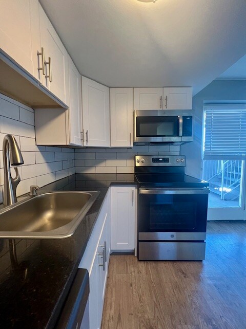 Foto del edificio - 10765 W 7th Pl