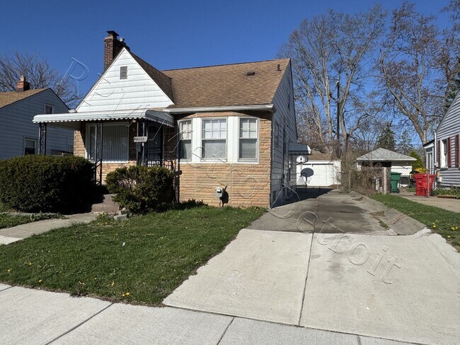 Foto del edificio - 22051 Firwood Ave
