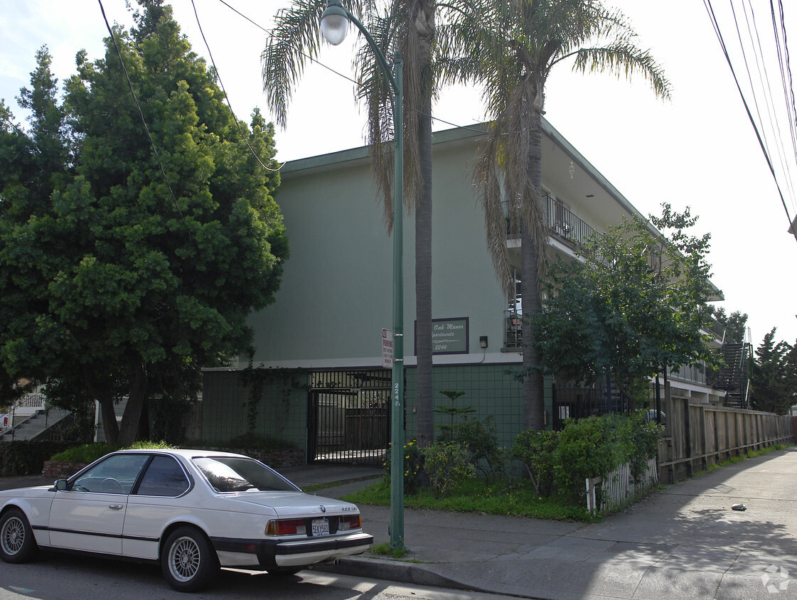 Primary Photo - Villa Ramar Apartments